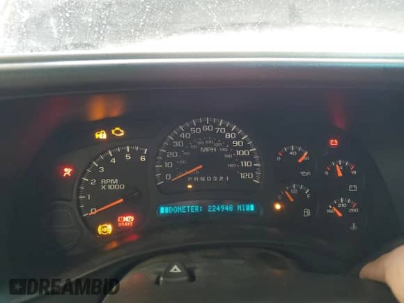 2007 GMC Sierra 1500 SL with VIN 2GTEK13V271168671, listed as a Copart auction lot 49336035 with 224,948 mi miles and Salvage title. Bid and sale history available at DreamBid. Image 9.