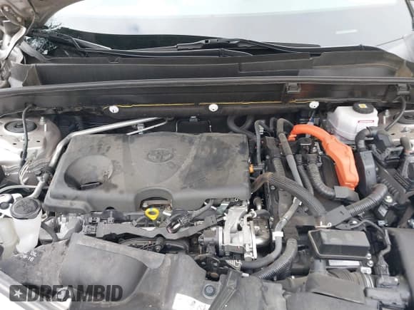 ✅ 2021 Toyota Venza XLE • VIN: JTEAAAAH4MJ066428 • Lot: 43369468. Listed on IAAI with 49,544 mi. Free auction sales archive from the USA and detailed vehicle history report at DreamBid. Image 10.