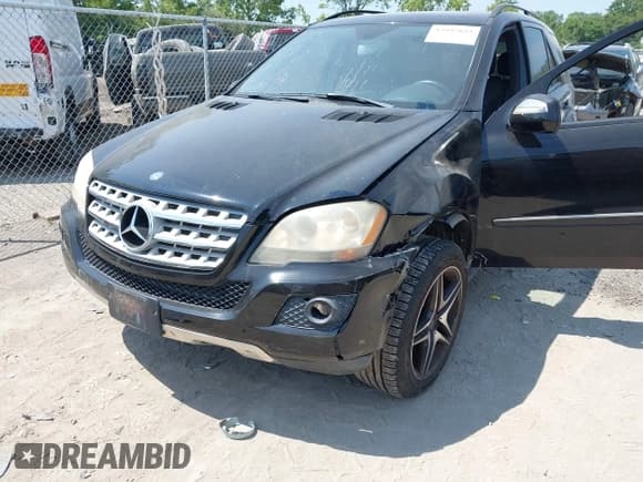 ✅ 2009 Mercedes-Benz M 350 • VIN: 4JGBB86E39A482891 • Lot: 42937625. Wystawiony na IAAI z przebiegiem 158 252 mil. Bezpłatny archiwum sprzedaży aukcyjnych z USA i szczegółowy raport historii pojazdu na DreamBid. Zdjęcie 6.