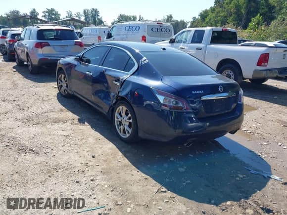 ✅ 2013 Nissan Maxima SV • VIN: 1N4AA5AP6DC813640 • Lot: 43218257. Listed on IAAI with 134,592 mi. Free auction sales archive from the USA and detailed vehicle history report at DreamBid. Image 3.