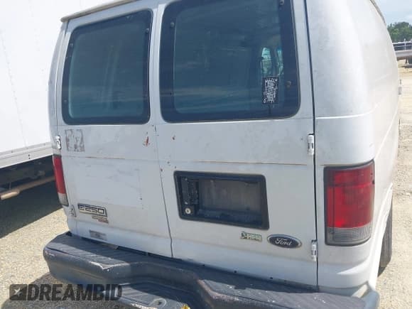 ✅ 2013 Ford Econoline Cargo Commercial • VIN: 1FTNS2EL4DDA68699 • Лот: 41945419. Опубликован ранее на IAAI с пробегом 193 575 миль. Бесплатный доступ к архиву аукционных продаж из США и подробный отчёт об истории автомобиля на DreamBid. Изображение 23.