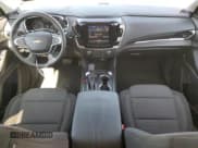 ✅ 2021 Chevrolet Traverse LS • VIN: 1GNERFKW2MJ222790 • Lot: 70707025. Wystawiony na Copart z przebiegiem 110 279 mil. Bezpłatny archiwum sprzedaży aukcyjnych z USA i szczegółowy raport historii pojazdu na DreamBid. Zdjęcie 8.