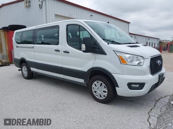 ✅ 2021 Ford Transit Passenger XL • VIN: 1FBAX2Y80MKA31866 • Lot: 42445861. Listed on IAAI with 65,193 mi. Free auction sales archive from the USA and detailed vehicle history report at DreamBid. Image 1.