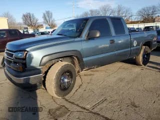✅ 2007 Chevrolet Silverado 1500 Work Truck • VIN: 1GCEK19VX7Z102089 • Lot: 86438454. Listed on Copart with 243,832 mi. Free auction sales archive from the USA and detailed vehicle history report at DreamBid. Image 1.