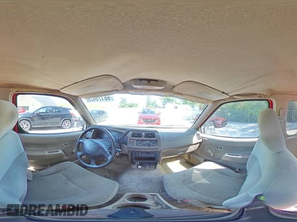 ✅ 1998 Nissan Frontier XE • VIN: 1N6DD26S2WC368078 • Лот: 66175435. Опубликован ранее на Copart с пробегом 134 944 миль. Бесплатный доступ к архиву аукционных продаж из США и подробный отчёт об истории автомобиля на DreamBid. Изображение 13.