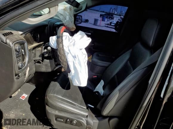 ✅ 2021 Chevrolet Silverado 1500 RST • VIN: 3GCUYEET1MG215575 • Lot: 66200805. Listed on Copart with 102,320 mi. Free auction sales archive from the USA and detailed vehicle history report at DreamBid. Image 7.