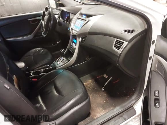 ✅ 2013 Hyundai Elantra Limited • VIN: 5NPDH4AE8DH431898 • Лот: 43581463. Опубликован ранее на IAAI с пробегом 135 352 миль. Бесплатный доступ к архиву аукционных продаж из США и подробный отчёт об истории автомобиля на DreamBid. Изображение 5.