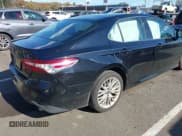 ✅ 2018 Toyota Camry SE • VIN: 4T1B11HK6JU057407 • Lot: 43502805. Listed on IAAI with 227,086 mi. Free auction sales archive from the USA and detailed vehicle history report at DreamBid. Image 4.