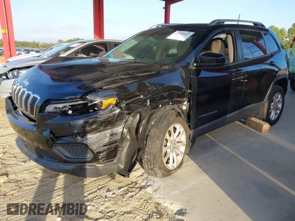 ✅ 2021 Jeep Cherokee Latitude • VIN: 1C4PJLCB6MD140837 • Lot: 43542683. Listed on IAAI with 51,458 mi. Free auction sales archive from the USA and detailed vehicle history report at DreamBid. Image 17.