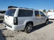 ✅ 2007 Chevrolet Suburban LT • VIN: 3GNFK16387G266309 • Lot: 92648945. Listed on Copart with Not provided. Free auction sales archive from the USA and detailed vehicle history report at DreamBid. Image 3.