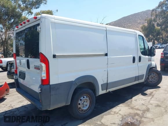 ✅ 2017 Ram ProMaster Cargo • VIN: 3C6TRVAGXHE518977 • Lot: 42871702. Listed on IAAI with 193,598 mi. Free auction sales archive from the USA and detailed vehicle history report at DreamBid. Image 4.