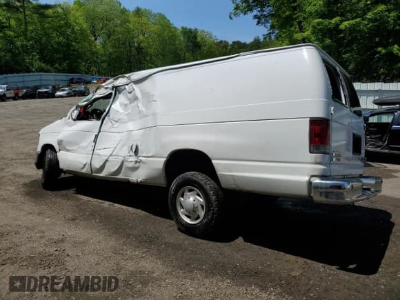 ✅ 2013 Ford Econoline Cargo Commercial • VIN: 1FTSS3EL7DDA41425 • Lot: 59045965. Wystawiony na Copart z przebiegiem Nie podano. Bezpłatny archiwum sprzedaży aukcyjnych z USA i szczegółowy raport historii pojazdu na DreamBid. Zdjęcie 2.