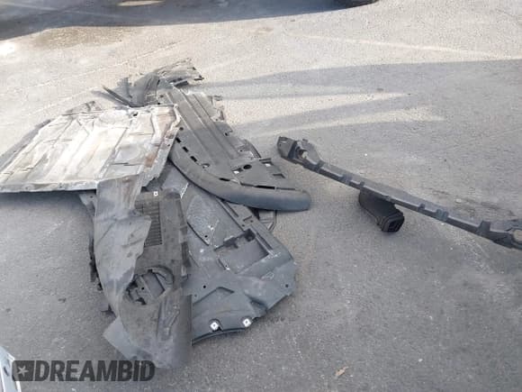 ✅ 2021 Mercedes-Benz A 220 • VIN: W1K3G4EB6MJ296139 • Лот: 43426634. Опубликован ранее на IAAI с пробегом 45 332 миль. Бесплатный доступ к архиву аукционных продаж из США и подробный отчёт об истории автомобиля на DreamBid. Изображение 18.