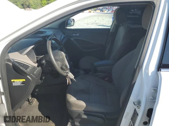 ✅ 2015 Hyundai Santa Fe • VIN: 5XYZT3LB4FG282675 • Лот: 58232364. Опубликован ранее на Copart с пробегом 166 161 миль. Бесплатный доступ к архиву аукционных продаж из США и подробный отчёт об истории автомобиля на DreamBid. Изображение 7.