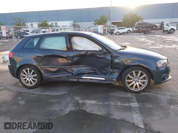 ✅ 2011 Audi A3 Premium Plus • VIN: WAUKEAFM2BA019024 • Лот: 41247989. Опубликован ранее на IAAI с пробегом 77 847 миль. Бесплатный доступ к архиву аукционных продаж из США и подробный отчёт об истории автомобиля на DreamBid. Изображение 13.