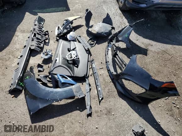 2013 Hyundai Veloster Turbo с VIN KMHTC6AE8DU178833, выставлен на аукционе Copart как лот 61944125 с пробегом 149 564 миль миль и Списание • Salvage title. История ставок и продаж доступна на DreamBid. Изображение 13.