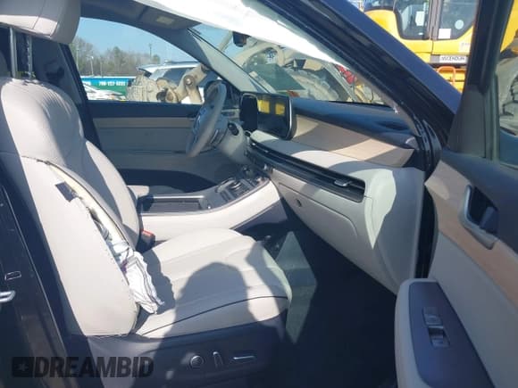 ✅ 2024 Hyundai Palisade Limited • VIN: KM8R54GE9RU703115 • Лот: 41466937. Опубликован ранее на IAAI с пробегом 11 775 миль. Бесплатный доступ к архиву аукционных продаж из США и подробный отчёт об истории автомобиля на DreamBid. Изображение 5.