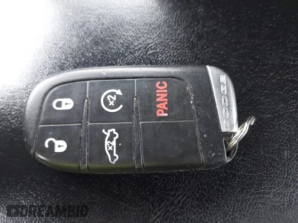 ✅ 2013 Dodge Charger SXT • VIN: 2C3CDXHG2DH525370 • Лот: 41395980. Опубликован ранее на IAAI с пробегом 226 079 миль. Бесплатный доступ к архиву аукционных продаж из США и подробный отчёт об истории автомобиля на DreamBid. Изображение 11.