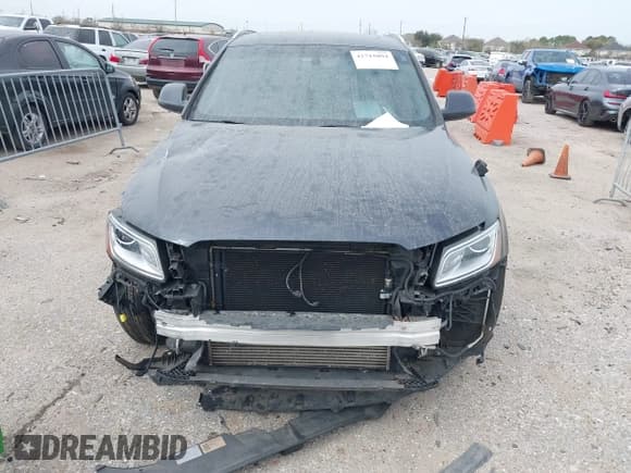 ✅ 2015 Audi Q5 Prestige • VIN: WA1VMAFP0FA008827 • Lot: 41715094. Listed on IAAI with 86,375 mi. Free auction sales archive from the USA and detailed vehicle history report at DreamBid. Image 6.