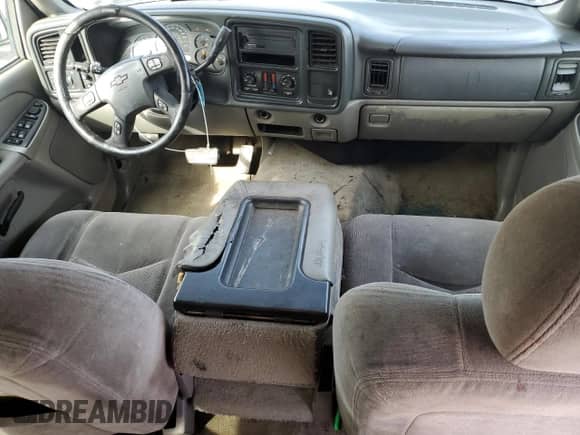 2005 Chevrolet Suburban LT с VIN 1GNEC16Z25J248963, выставлен на аукционе Copart как лот 82690564 с пробегом 239 974 миль миль и Списание • Salvage title. История ставок и продаж доступна на DreamBid. Изображение 8.