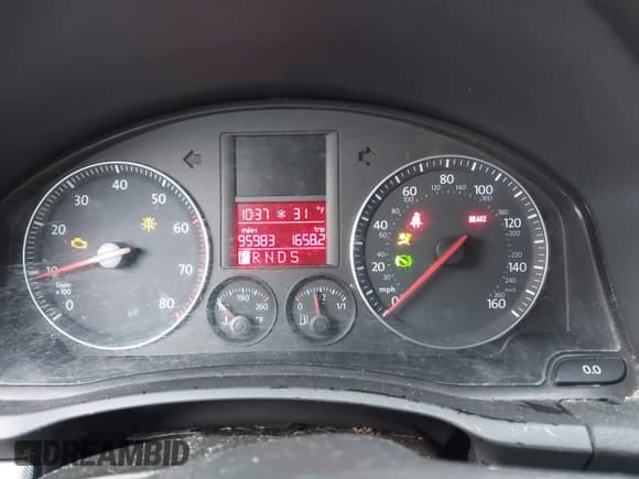 ✅ 2006 Volkswagen Jetta 2.5L • VIN: 3VWRF71K46M677733 • Лот: 43864226. Опубликован ранее на IAAI с пробегом 95 983 миль. Бесплатный доступ к архиву аукционных продаж из США и подробный отчёт об истории автомобиля на DreamBid. Изображение 7.