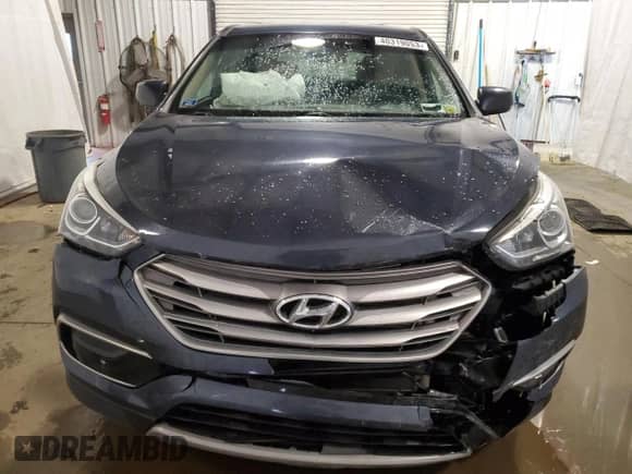 ✅ 2017 Hyundai Santa Fe 2.4L • VIN: 5NMZT3LB7HH004622 • Lot: 40319053. Wystawiony na Copart z przebiegiem 90 865 mil. Bezpłatny archiwum sprzedaży aukcyjnych z USA i szczegółowy raport historii pojazdu na DreamBid. Zdjęcie 5.