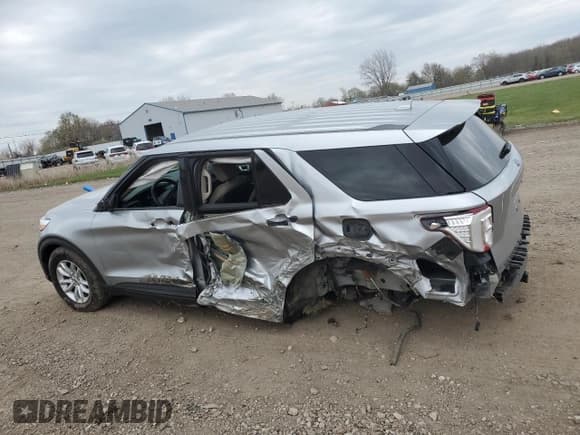 ✅ 2020 Ford Explorer • VIN: 1FMSK8BH5LGC08760 • Lot: 53860815. Wystawiony na Copart z przebiegiem 154 479 mil. Bezpłatny archiwum sprzedaży aukcyjnych z USA i szczegółowy raport historii pojazdu na DreamBid. Zdjęcie 2.