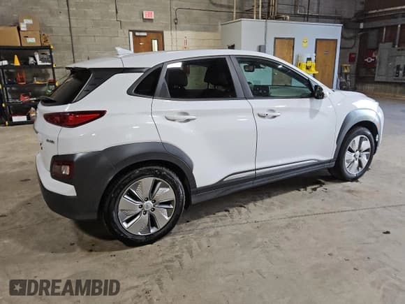 ✅ 2021 Hyundai Kona Ultimate • VIN: KM8K53AG1MU120827 • Лот: 74512054. Опубликован ранее на Copart с пробегом 97 979 миль. Бесплатный доступ к архиву аукционных продаж из США и подробный отчёт об истории автомобиля на DreamBid. Изображение 3.