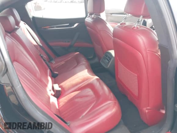 ✅ 2018 Maserati Ghibli • VIN: ZAM57XSA7J1271113 • Lot: 42550278. Listed on IAAI with 124,271 mi. Free auction sales archive from the USA and detailed vehicle history report at DreamBid. Image 8.