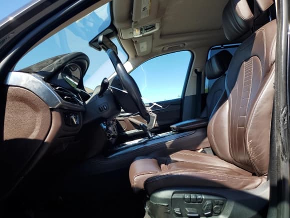 ✅ 2015 BMW X5 xDrive50i • VIN: 5UXKR6C59F0J79350 • Lot: 80787445. Listed on Copart with 94,032 mi. Free auction sales archive from the USA and detailed vehicle history report at DreamBid. Image 7.