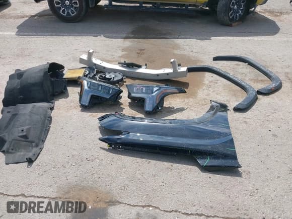 ✅ 2023 Toyota Tundra TRD Pro Hybrid • VIN: 5TFPC5DB0PX014643 • Лот: 43379377. Опубликован ранее на IAAI с пробегом 5 184 миль. Бесплатный доступ к архиву аукционных продаж из США и подробный отчёт об истории автомобиля на DreamBid. Изображение 12.