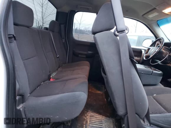 ✅ 2007 Chevrolet Silverado 2500HD Work Truck • VIN: 1GCHK29K37E519621 • Лот: 85595514. Опубликован ранее на Copart с пробегом 331 280 миль. Бесплатный доступ к архиву аукционных продаж из США и подробный отчёт об истории автомобиля на DreamBid. Изображение 10.