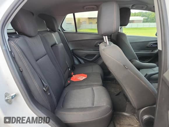 2020 Chevrolet Trax LT with VIN 3GNCJLSB3LL215767, listed as a Copart auction lot 84965805 with 92,558 mi miles and Clean title. Bid and sale history available at DreamBid. Image 11.