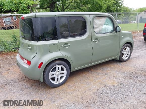✅ 2009 Nissan Cube S • VIN: JN8AZ28R99T102471 • Lot: 42250258. Wystawiony na IAAI z przebiegiem 164 478 mil. Bezpłatny archiwum sprzedaży aukcyjnych z USA i szczegółowy raport historii pojazdu na DreamBid. Zdjęcie 4.