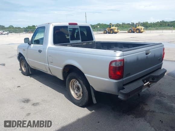 ✅ 2002 Ford Ranger XL • VIN: 1FTYR10D62PA49263 • Лот: 43325053. Опубликован ранее на IAAI с пробегом 146 924 миль. Бесплатный доступ к архиву аукционных продаж из США и подробный отчёт об истории автомобиля на DreamBid. Изображение 3.