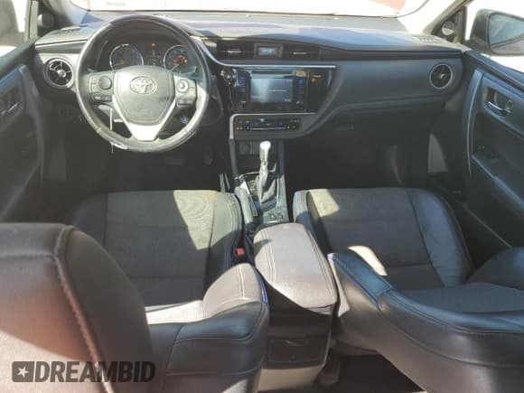 ✅ 2017 Toyota Corolla L • VIN: 2T1BURHE9HC757756 • Лот: 85435235. Опубликован ранее на Copart с пробегом 137 054 миль. Бесплатный доступ к архиву аукционных продаж из США и подробный отчёт об истории автомобиля на DreamBid. Изображение 8.