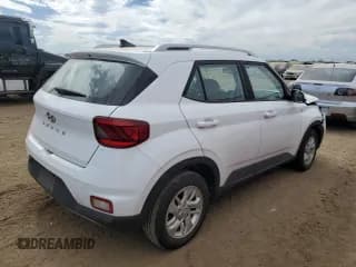 ✅ 2020 Hyundai Venue SEL • VIN: KMHRC8A35LU030321 • Lot: 72413334. Listed on Copart with 71,273 mi. Free auction sales archive from the USA and detailed vehicle history report at DreamBid. Image 3.