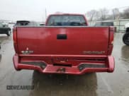 ✅ 1997 Chevrolet S-10 LS • VIN: 1GCCS19X8VK107936 • Лот: 86288304. Опубликован ранее на Copart с пробегом 369 523 миль. Бесплатный доступ к архиву аукционных продаж из США и подробный отчёт об истории автомобиля на DreamBid. Изображение 6.