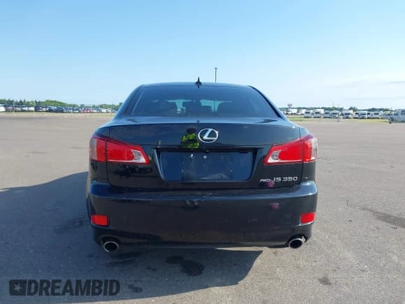 ✅ 2011 Lexus IS 350 • VIN: JTHCE5C24B5001679 • Lot: 42547658. Listed on IAAI with 218,323 mi. Free auction sales archive from the USA and detailed vehicle history report at DreamBid. Image 16.