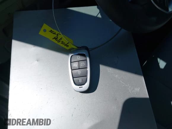 ✅ 2025 Hyundai Palisade SEL • VIN: KM8R24GE1SU933729 • Лот: 43195583. Опубликован ранее на IAAI с пробегом 5 053 миль. Бесплатный доступ к архиву аукционных продаж из США и подробный отчёт об истории автомобиля на DreamBid. Изображение 11.