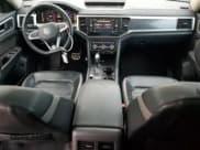 ✅ 2022 Volkswagen Atlas SEL Premium R-Line • VIN: 1V2FR2CA0NC518405 • Lot: 91991075. Listed on Copart with 42,808 mi. Free auction sales archive from the USA and detailed vehicle history report at DreamBid. Image 8.