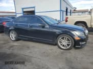 ✅ 2013 Mercedes-Benz C 250 Sport • VIN: WDDGF4HB7DA757042 • Lot: 54987555. Wystawiony na Copart z przebiegiem 122 968 mil. Bezpłatny archiwum sprzedaży aukcyjnych z USA i szczegółowy raport historii pojazdu na DreamBid. Zdjęcie 4.