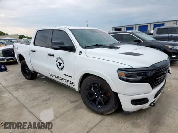 2024 Ram 1500 Limited with VIN 1C6SRFHT5RN121968, listed as a Copart auction lot 68899715 with 33,468 mi miles and Salvage title. Bid and sale history available at DreamBid. Image 4.