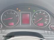 ✅ 2004 Audi A4 1.8T • VIN: WAULC68E84A062427 • Lot: 42761925. Wystawiony na IAAI z przebiegiem 185 554 mil. Bezpłatny archiwum sprzedaży aukcyjnych z USA i szczegółowy raport historii pojazdu na DreamBid. Zdjęcie 7.