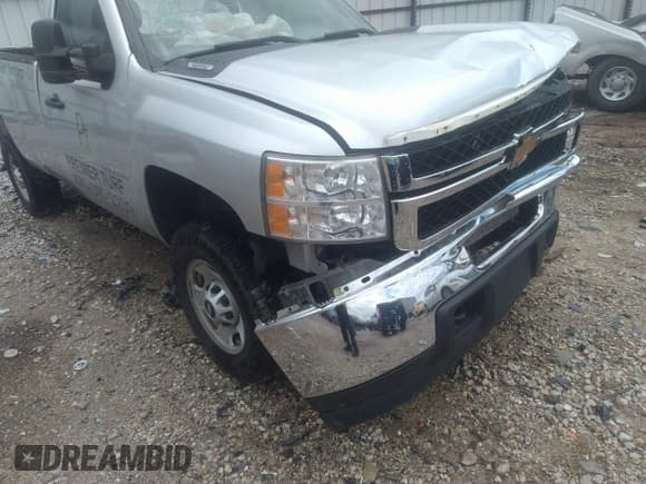 ✅ 2014 Chevrolet Silverado 2500HD Work Truck • VIN: 1GC0KVCGXEF123504 • Lot: 42224449. Listed on IAAI with 134,731 mi. Free auction sales archive from the USA and detailed vehicle history report at DreamBid. Image 17.