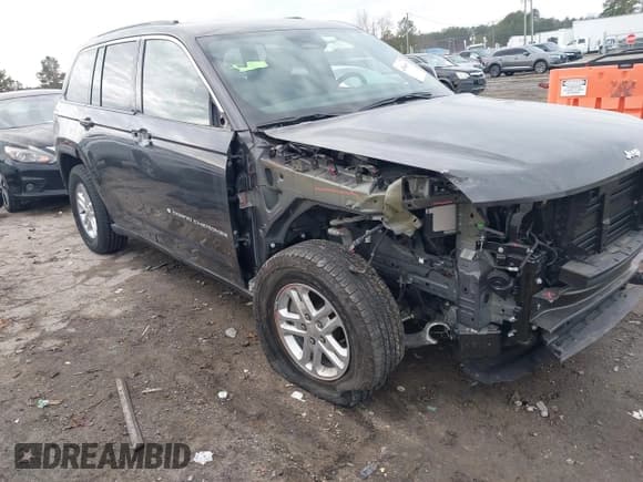 ✅ 2024 Jeep Grand Cherokee Altitude X • VIN: 1C4RJHAGXRC176984 • Лот: 43844660. Опубликован ранее на IAAI с пробегом 4 547 миль. Бесплатный доступ к архиву аукционных продаж из США и подробный отчёт об истории автомобиля на DreamBid. Изображение 6.