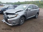 ✅ 2018 Mitsubishi Outlander SE • VIN: JA4AD3A35JZ064058 • Lot: 42311265. Listed on IAAI with 79,291 mi. Free auction sales archive from the USA and detailed vehicle history report at DreamBid. Image 2.
