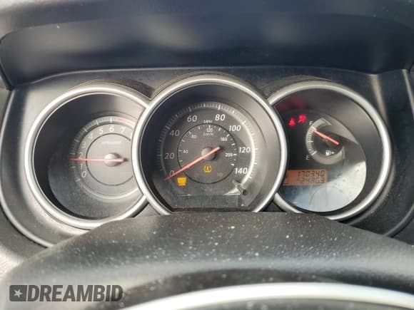 ✅ 2011 Nissan Versa S • VIN: 3N1BC1CP5BL497943 • Lot: 81851135. Wystawiony na Copart z przebiegiem 170 340 mil. Bezpłatny archiwum sprzedaży aukcyjnych z USA i szczegółowy raport historii pojazdu na DreamBid. Zdjęcie 9.