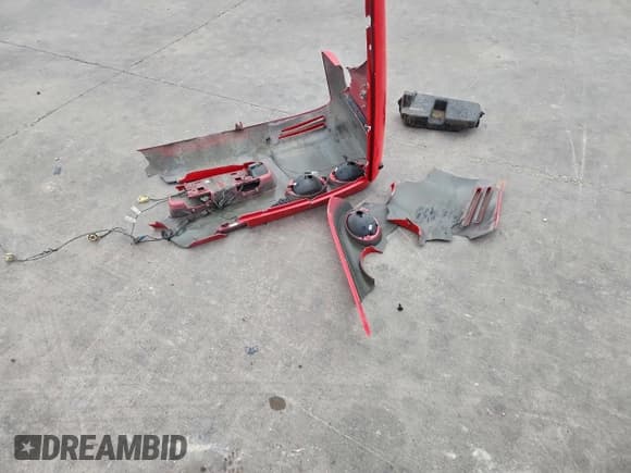 ✅ 1998 Chevrolet Corvette • VIN: 1G1YY32G0W5115452 • Lot: 94877495. Listed on Copart with 133,481 mi. Free auction sales archive from the USA and detailed vehicle history report at DreamBid. Image 12.