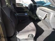 ✅ 2002 GMC Sierra 1500 SL • VIN: 1GTEC14V42Z216330 • Lot: 43535874. Listed on IAAI with 152,947 mi. Free auction sales archive from the USA and detailed vehicle history report at DreamBid. Image 5.